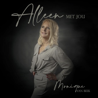 Monique van Beek van de Crazy Accordeons start ook solocarrière en brengt haar debuutsingle uit!